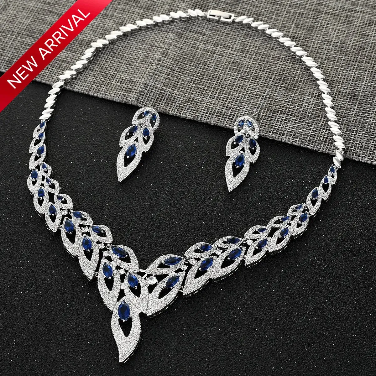 Elegant Silver Mixed with Midnight Blue Bridal Party Necklace Set