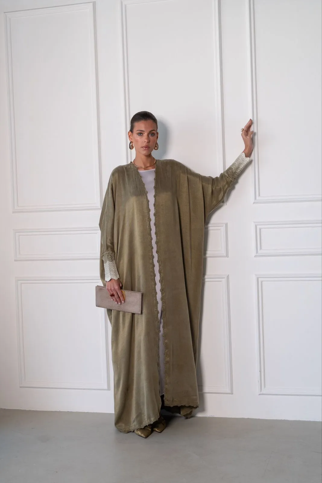 TH1399 ABAYA